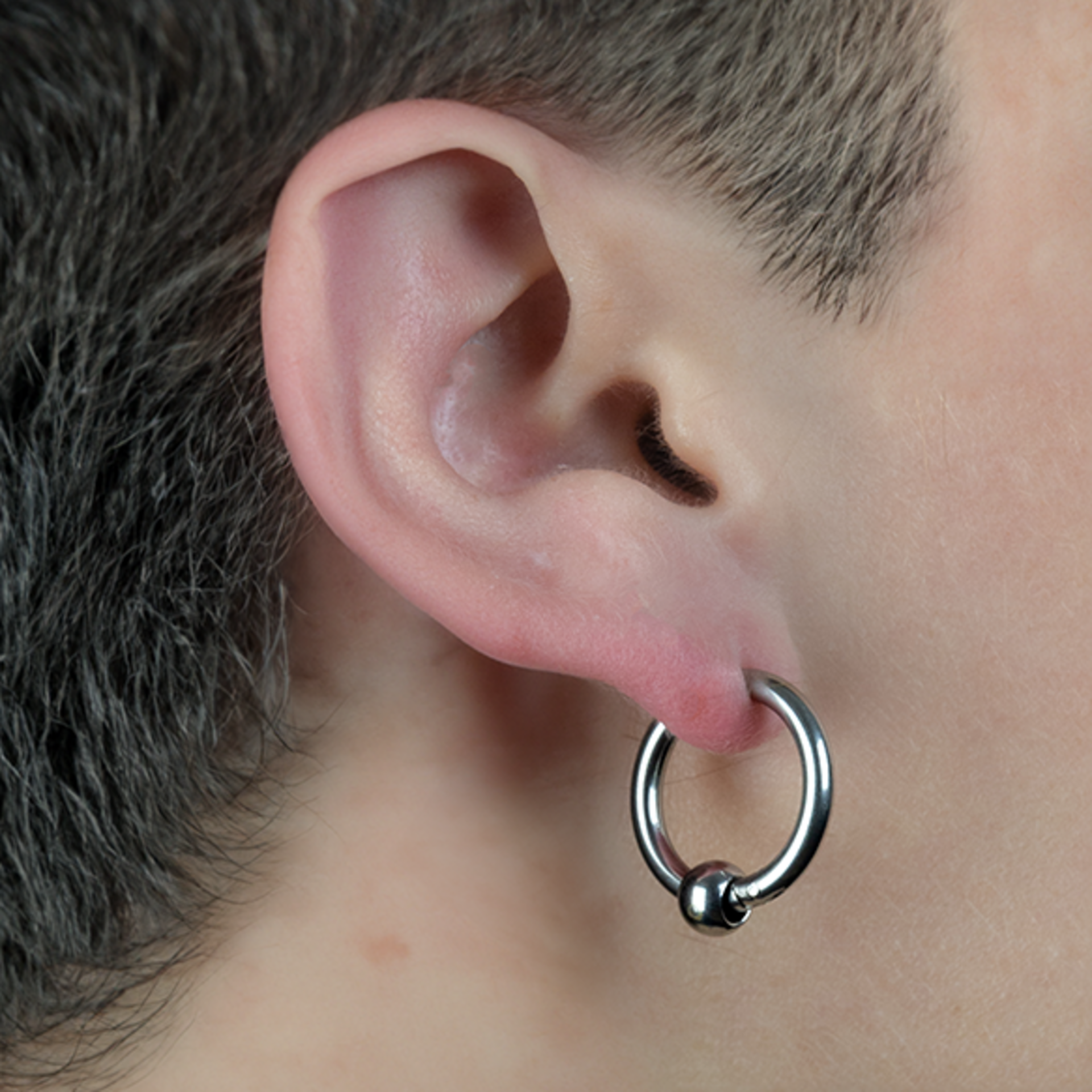 Piercing circular con bola - 4